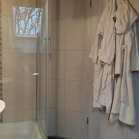 Gemuesekombuese דירה