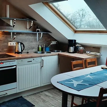 Gemuesekombuese דירה *